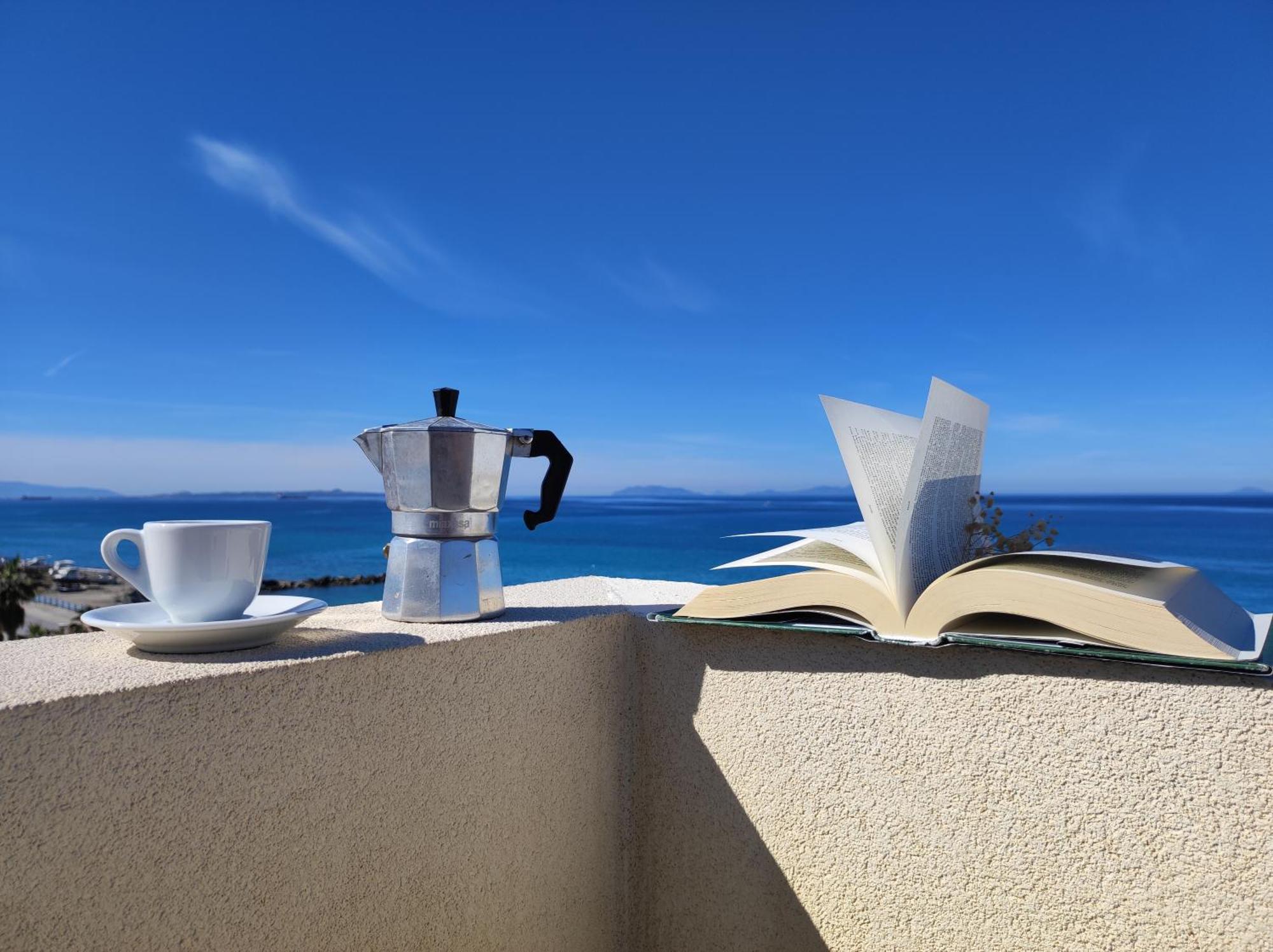 Appartamenti Vacanze Villa Meo Villafranca Tirrena Extérieur photo