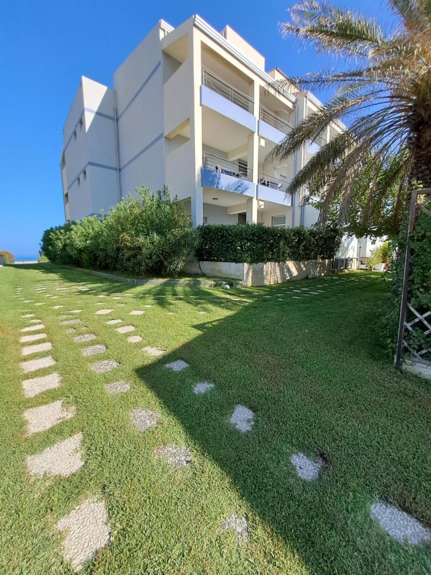 Appartamenti Vacanze Villa Meo Villafranca Tirrena Extérieur photo