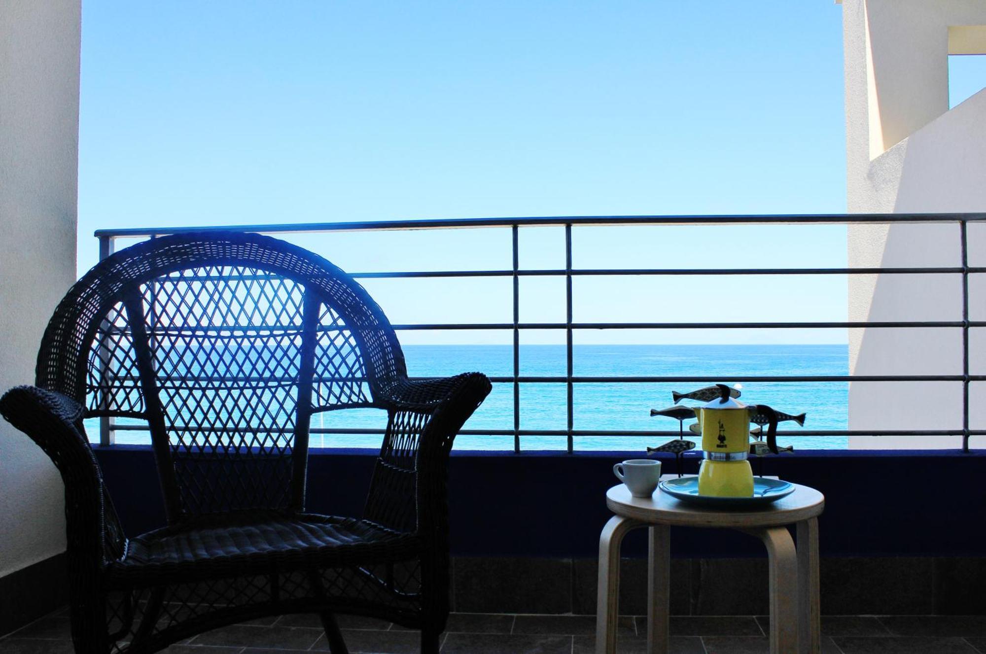 Appartamenti Vacanze Villa Meo Villafranca Tirrena Extérieur photo